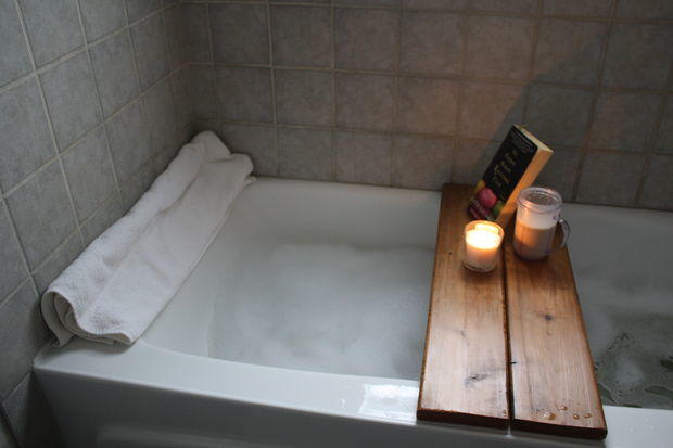 v craft cosmetics DIY Wood Bath Caddy DIYIdeaCenter.com v craft cosmetics DIY Wood Bath Caddy DIYIdeaCenter.com