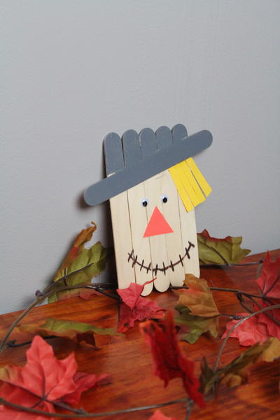 DIY Popsicle Stick Scarecrow
