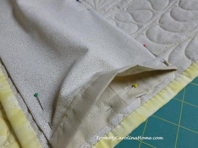 How to Add Quilt Sleeves