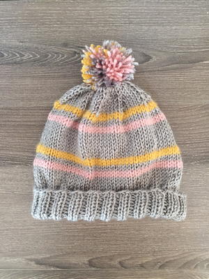 Striped beanie hat knitting pattern