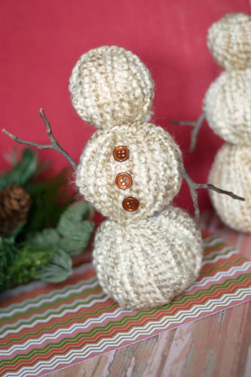 DIY Yarn Wrapped Snowman