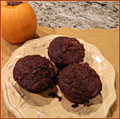 Streusel Topped Pumpkin Pie Muffins