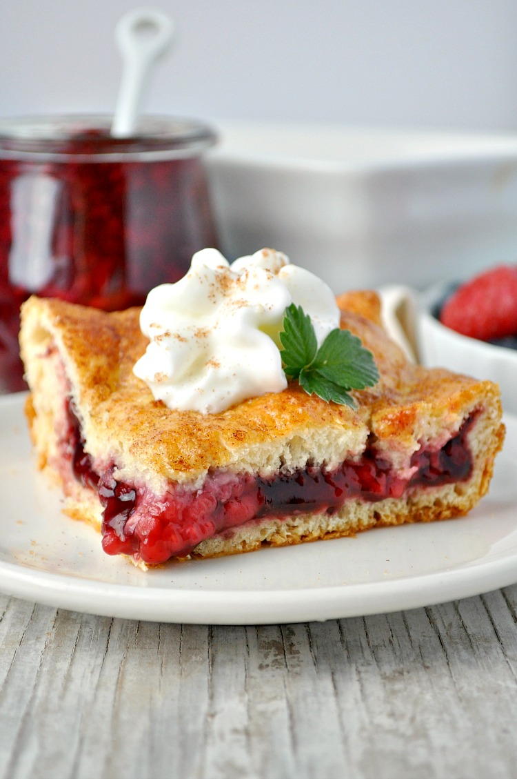4 Ingredient Raspberry Danish TheBestDessertRecipes 4 ingredient raspberry danish thebestdessertrecipes