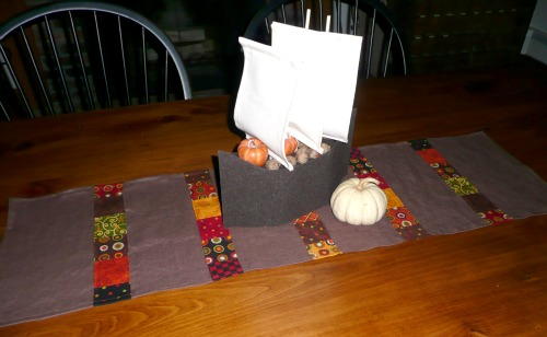 Quick Patchwork Thanksgiving Table Runner