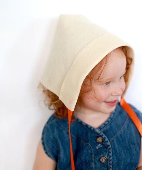 DIY Felt Pilgrim Hat