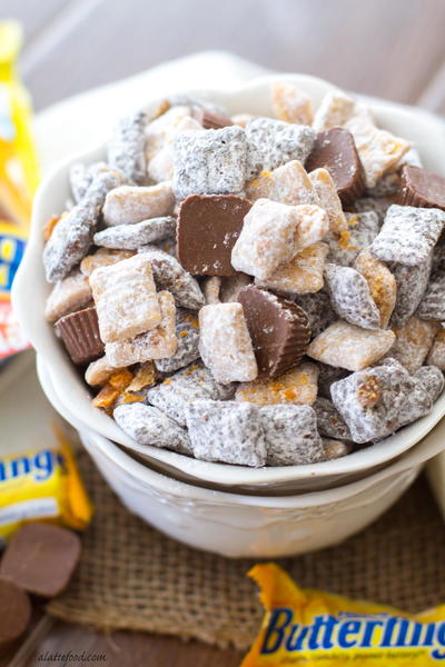 Butterfinger Puppy Chow