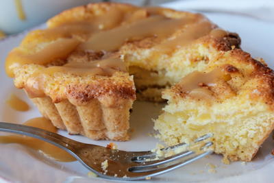 Apple Cinnamon Cheesecake Tarts