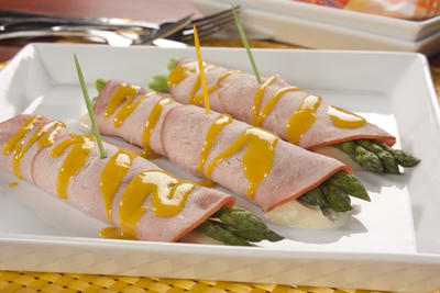 Cheesy Asparagus Ham Rollups