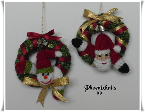 Santa and Snowman Mini Christmas Wreath