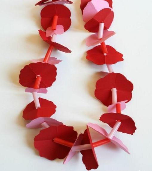 Hawaiian Paper Flower Lei