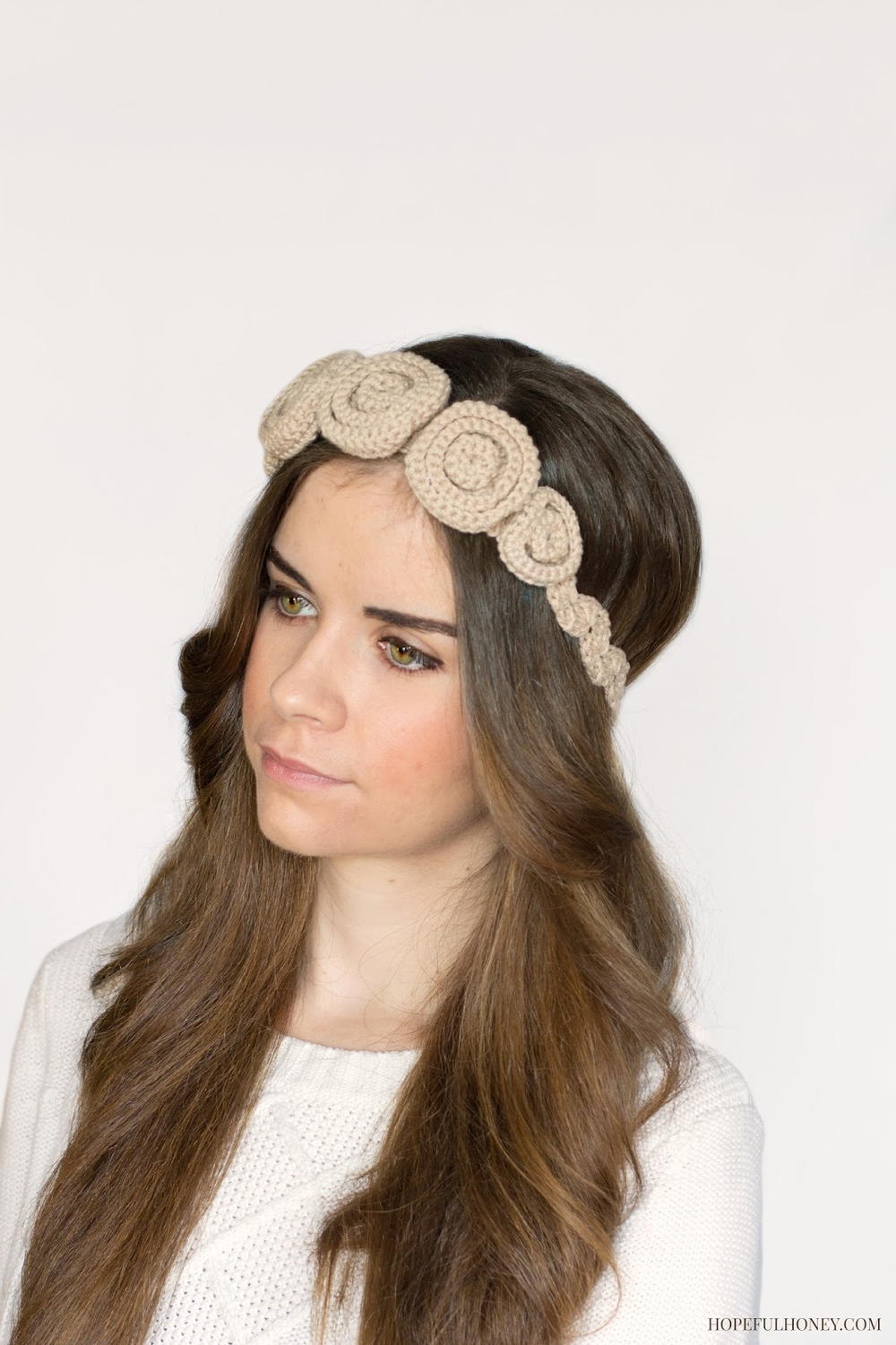 Dreamy Rosette Beaded Headband main image 1