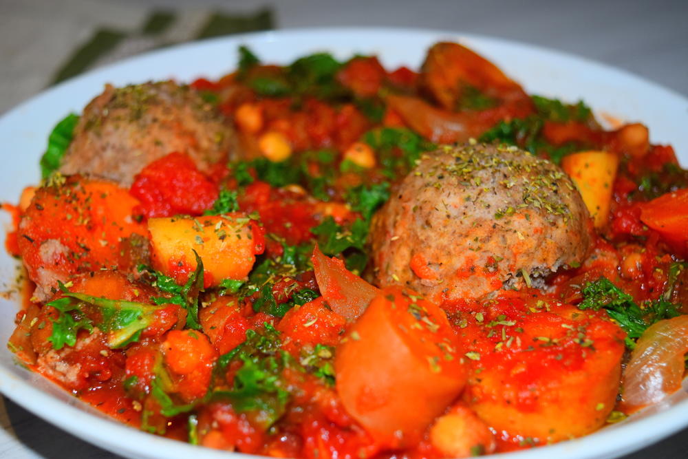 Dump and Go Veggie Stew and Dumplings-image