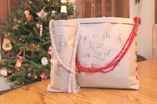 Craft Paper and Yarn DIY Gift Bag