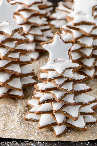 Snowy Gingerbread Christmas Trees Cookies