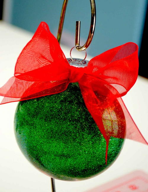 Unexpectedly Easy Glitter DIY Ornaments