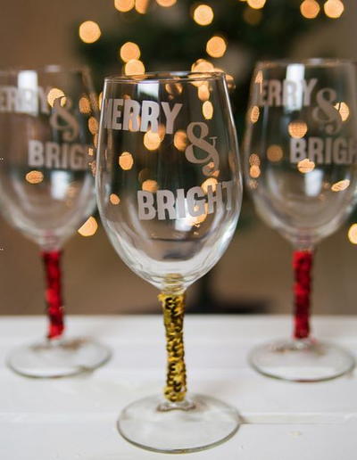 Merry and Bright DIY Wine Glass