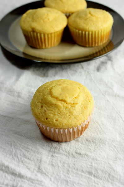 Skinny Girl's Low-Fat Corn Muffins