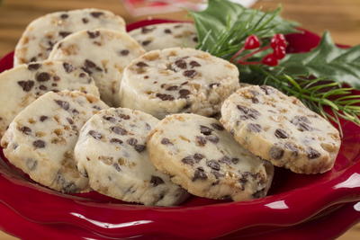Toffee-Chip Shortbread Cookies