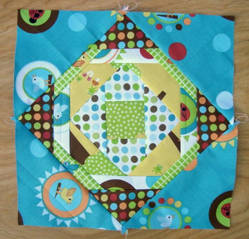 Nursery Pineapple Quilt Block