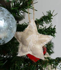 DIY Christmas Decorations | FaveCrafts.com