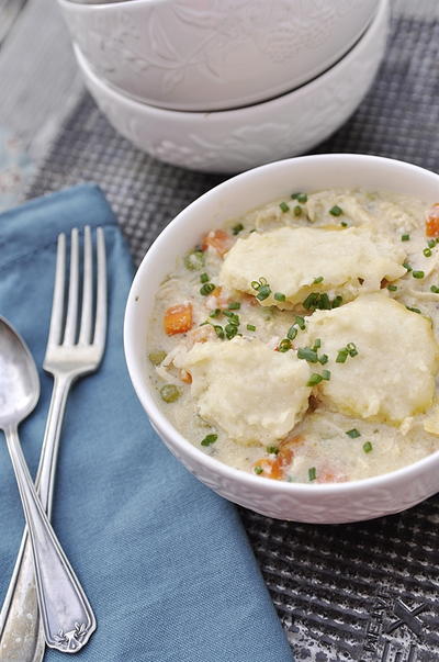 Slow Cooker Bisquick Chicken and Dumplings