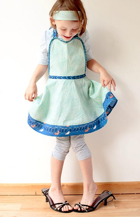 Kids Retro Apron Pattern