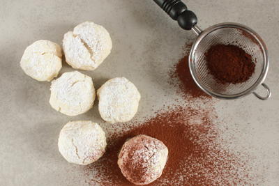 Hazelnut Snowball Cookies