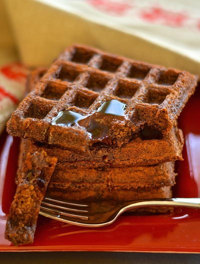 Healthy Gingerbread Waffles