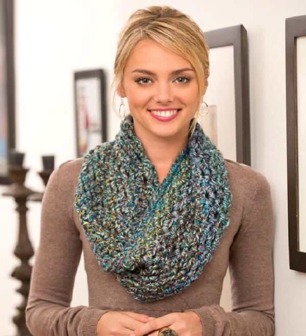 Seriously Amazing Crochet Cowl