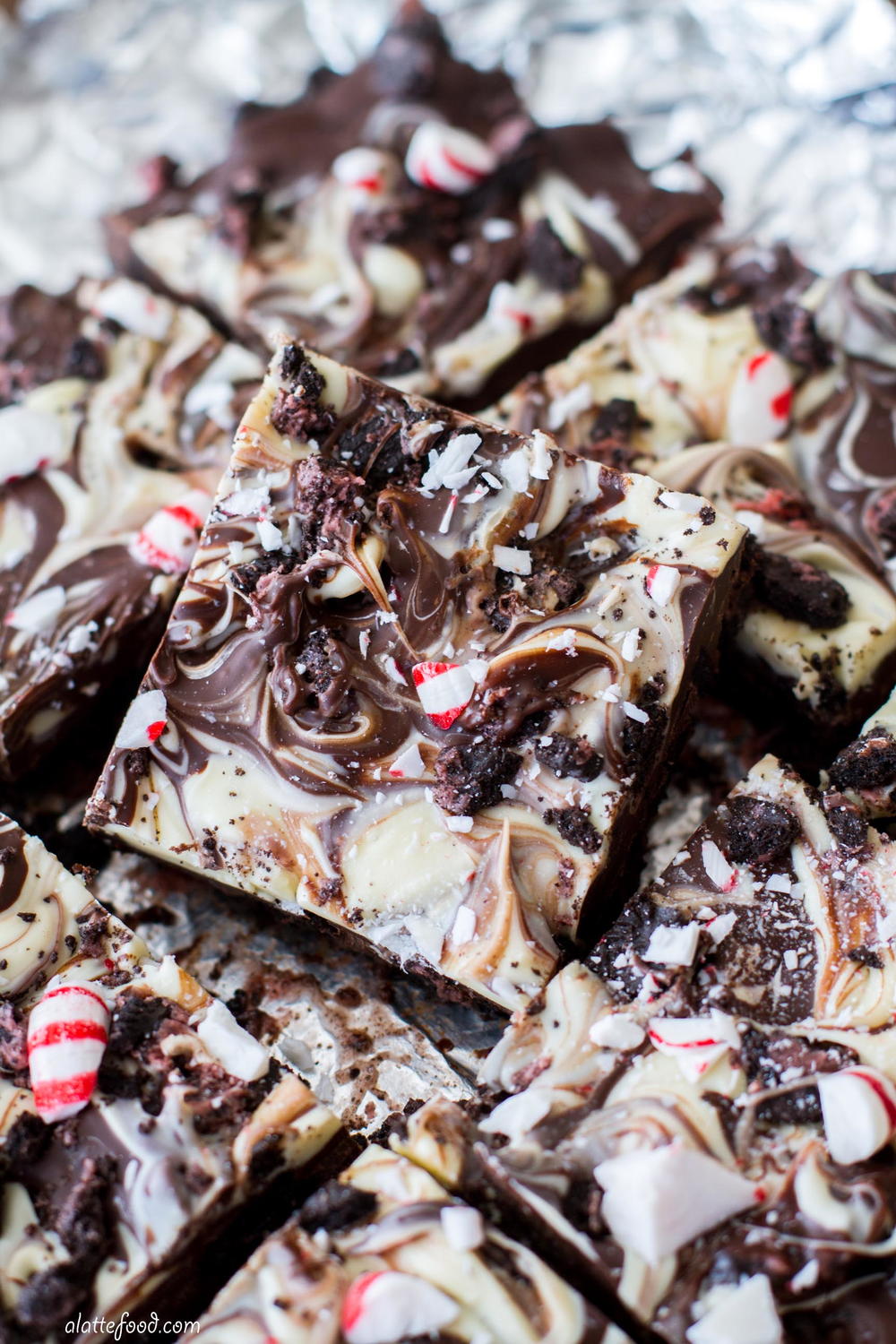 Peppermint Oreo Bark  FaveSouthernRecipes.com