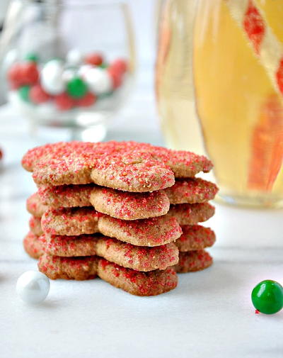 Festive Gingerbread Cookie Champagne Spritzer