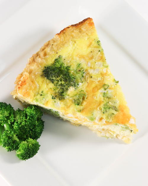 Broccoli and Cheddar Quiche with a Brown Rice Crust