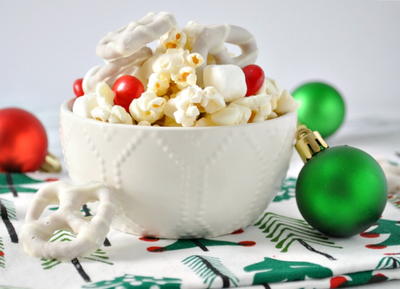 The 25 best ideas for new year's eve desserts 15 Desserts for a New Years Eve Party | TheBestDessertRecipes.com