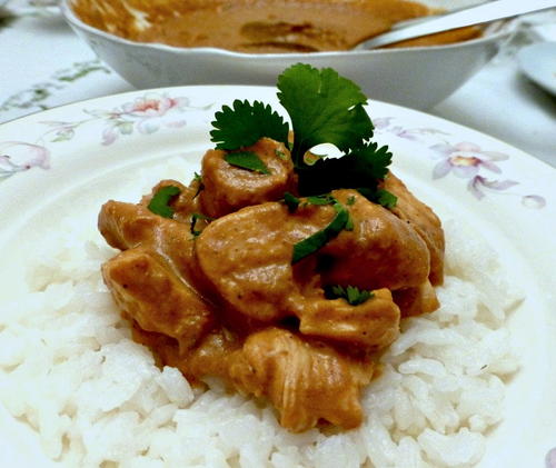 Slow Cooker Restaurant Style Chicken Curry 