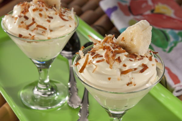 Tropical Coconut Banana Pudding