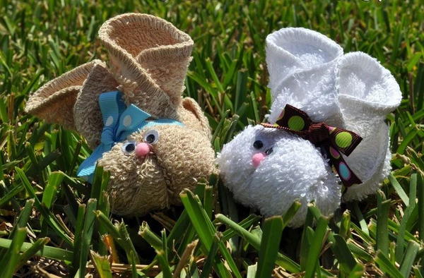 How to Make a Washcloth Bunny