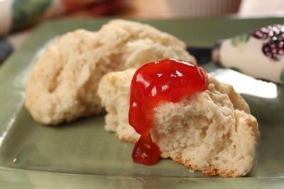 Mom's Baking Powder Biscuits