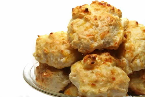 Healthier Red Lobster Cheddar Bay Biscuits