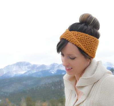 Fave Twist Crochet Headband
