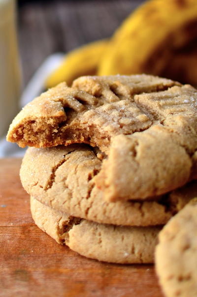 Elvis-Inspired Peanut Butter Cookie Recipe