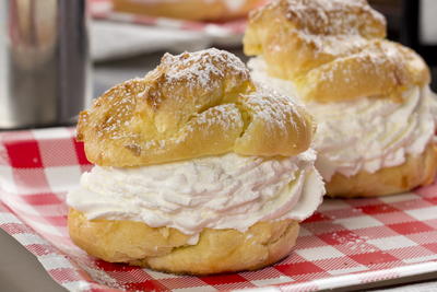 State Fair Cream Puffs