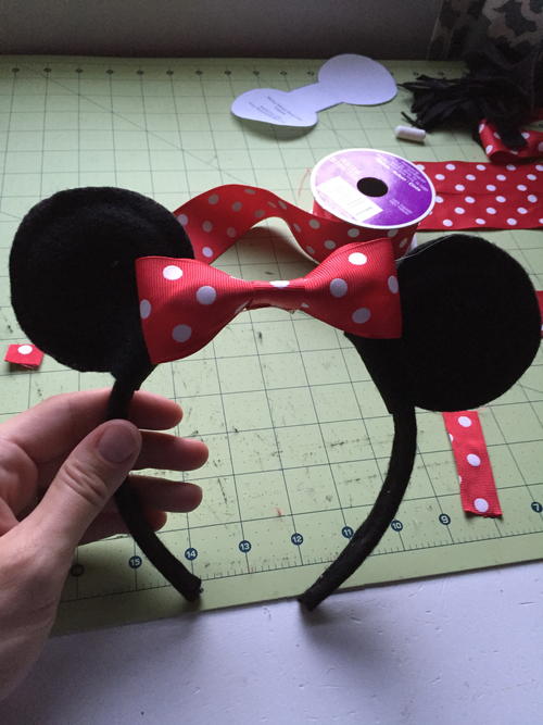 DIY Mickey Mouse Ears (For about $1 each!)