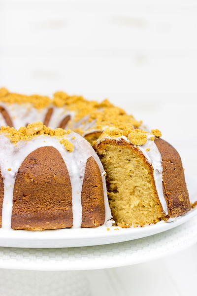 Amazing Cookie Butter Pound Cake