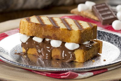 Pound Cake S'mores