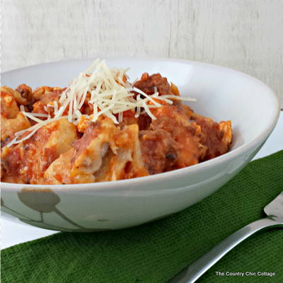 Cheesy Ravioli with Homemade Meat Sauce | AllFreeSlowCookerRecipes.com