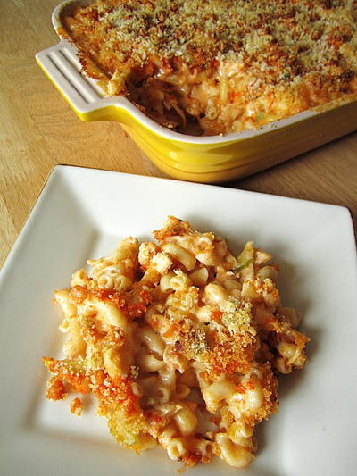 Buffalo Chicken Macaroni and Cheese