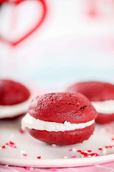 Red Velvet Whoopie Pies