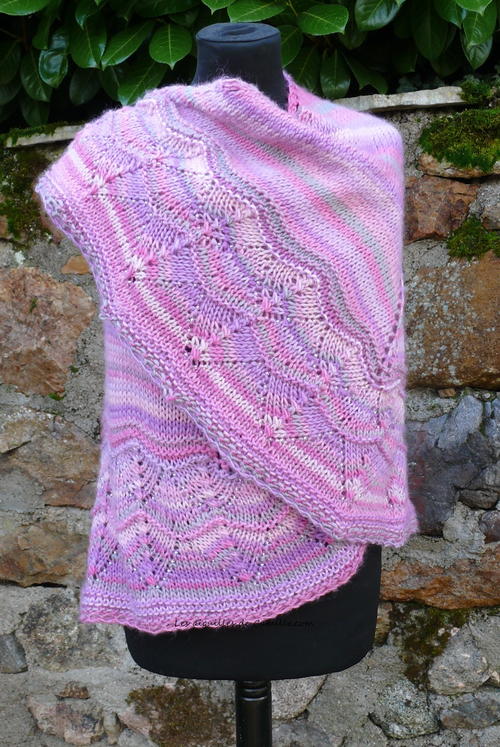 Sweet And Simple Knit Shawl Allfreeknitting Com Sweet And Simple Knit Shawl Allfreeknitting Com