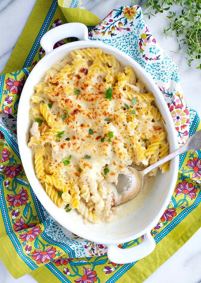 Dump and Bake Chicken Alfredo Pasta Casserole