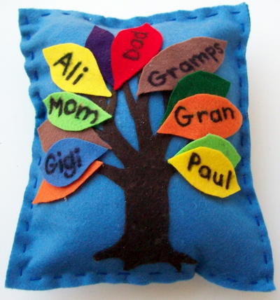 Thankful Tree DIY Pillows